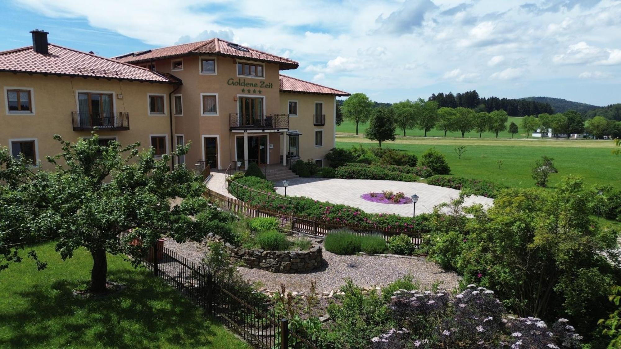 Naturhotel Goldene Zeit Georgenberg Εξωτερικό φωτογραφία